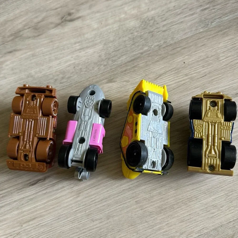 Paw Patrol Small Play Vehicles Matchbox Hot Wheels - Marshall Skye Rubble Chase
